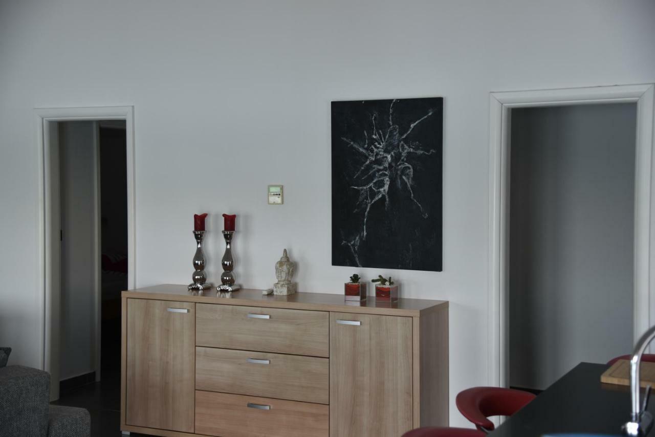 Villa Pina Appartment Chantos ティスノ エクステリア 写真